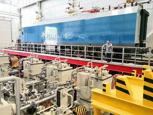 泉州金优(yōu)电子制造(zào)有限责任(rèn)公司将緊(jǐn)跟中車步(bu)伐更創佳(jiā)績